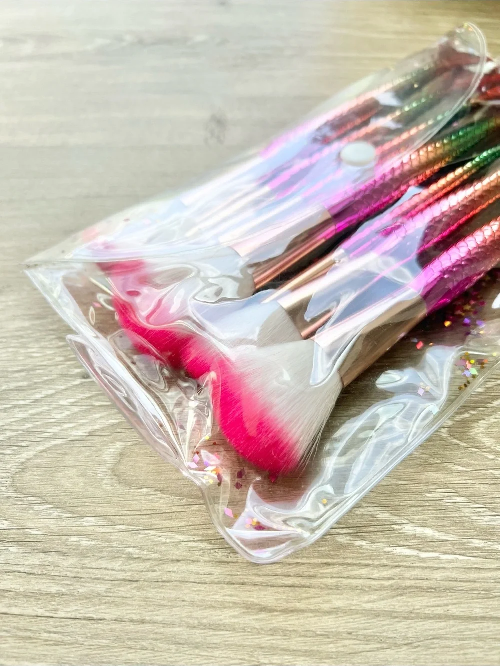 7 Pc Mermaid Tail Makeup Brush Set Ombre Pink Green Cosmetic Tools Confetti NEW